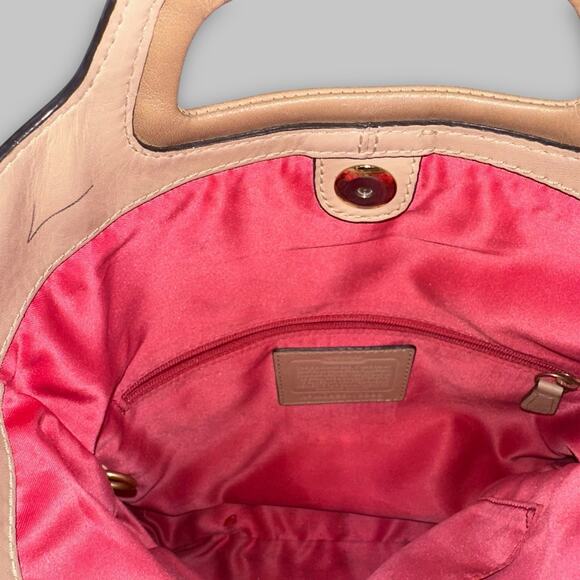 Coach Tan & Cream Leather Shoulder Tote Bag with Cutout Handles - Picture 6 of 7